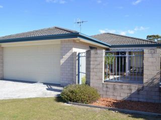 1/54 Parkes, Airconditioned Apartment, Tuncurry - 1