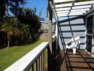 1/9 Donlan Rd - Donlan's Delight Apartment, Mollymook - 3