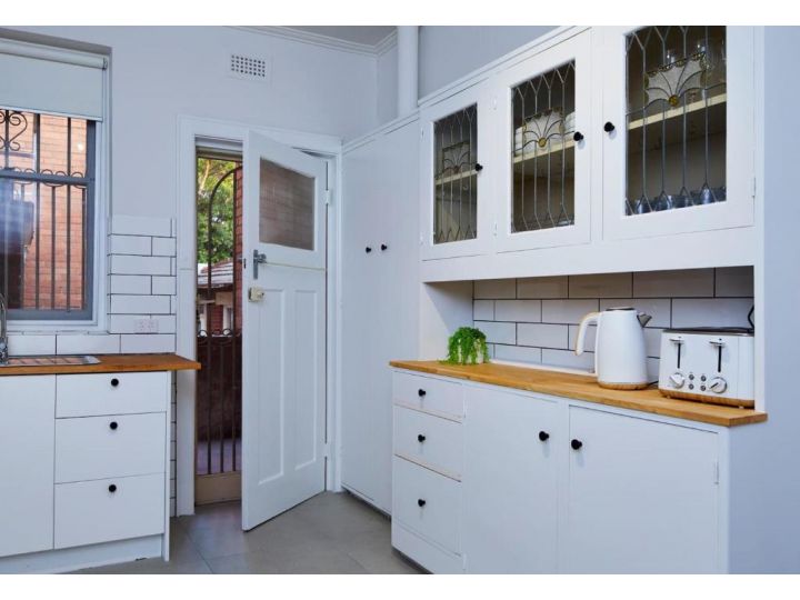 1 Bedroom Art Deco Apt With Study Apartment, Perth - imaginea 13