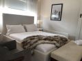 1 Bedroom Art Deco Apt With Study Apartment, Perth - thumb 5
