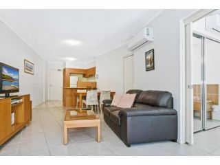 1 Bedroom - Private Managed Resort Pool and Beach - Alex Apartment, Maroochydore - 5
