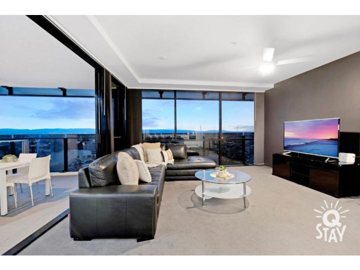 1 Bedroom & Study, River View Apartments - Circle on Cavill, Surfers Paradise! Apartment, Gold Coast - imaginea 11