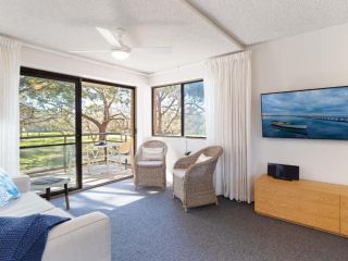 1 'Intrepid', 3 Intrepid Close - Amazing views of Shoal Bay, only 100m from the Beach Apartment, Shoal Bay - 2