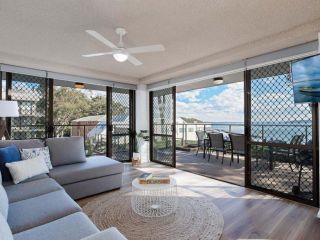1 'The Poplars' 34 Magnus St - panoramic water views, pool, aircon & WIFI Apartment, Nelson Bay - 2