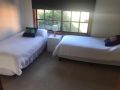 Merry Beach Ocean Front Cosy Large Home Guest house, Kioloa - thumb 11