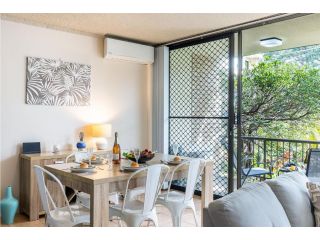 10 'Magnus Gardens' 7 Magnus Street - air conditioned & walk to town centre Apartment, Nelson Bay - 3