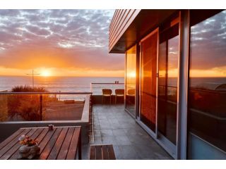 103 Beach Guest house, Port Fairy - 2