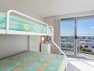 11 'Bayview Apartment' 42 Stockton Street - right in the CBD of Nelson Bay with water views Apartment, Nelson Bay - 5