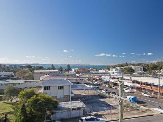 11 'Bayview Apartment' 42 Stockton Street - right in the CBD of Nelson Bay with water views Apartment, Nelson Bay - 2