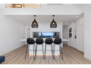 11 Cote d Azure with Magnificent Ocean Views Apartment, Sunshine Beach - 5