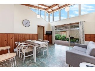 11 Paton Street Guest house, Port Fairy - 1