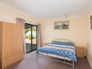 11 Peel Street Guest house, Tuncurry - 4