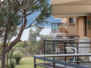 11 'Shoreline' 1 Intrepid Close - cosy unit within walking distance to the water Apartment, Shoal Bay - 4