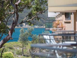 11 'Shoreline' 1 Intrepid Close - cosy unit within walking distance to the water Apartment, Shoal Bay - 2