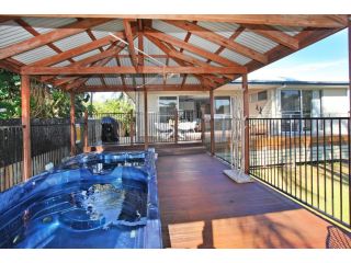 122 Mudjimba Beach Road, Mudjimba Guest house, Mudjimba - 2