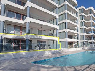 13 'Le Vogue' 16 Magnus Street - close to the Marina and beautiful views of Nelson Bay Marina Apartment, Nelson Bay - 5