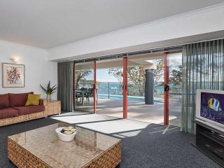 13 'Le Vogue' 16 Magnus Street - close to the Marina and beautiful views of Nelson Bay Marina Apartment, Nelson Bay - 3