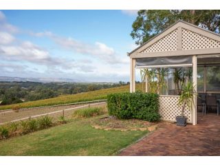 WayWood Wines Your Vineyard Getaway Guest house, South Australia - 1