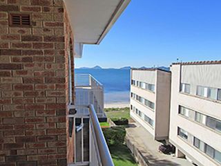 15 'Kanangra', 39 Soldiers Point Road - fantastic unit right on the water Apartment, Soldiers Point - 3
