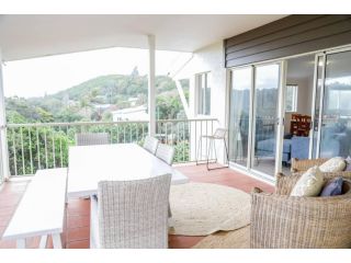 15 Whale Watch Resort + Beach Front + Ducted Air Con + 3 Bed + 2 Bath Apartment, Point Lookout - 3