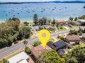 151 Sandy Point Road Large house with waterview air conditioning and WiFi Guest house, Corlette - thumb 2