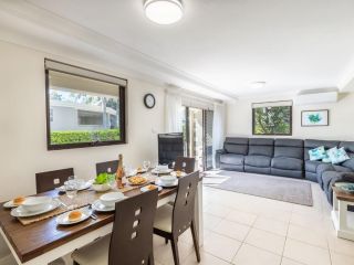 16 'Carindale' 19-23 Dowling St - Ground floor, Foxtel, Pool and Tennis Court Apartment, Nelson Bay - 2