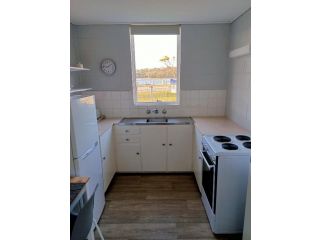 Fishpen Holiday Apartments Guest house, Merimbula - 3