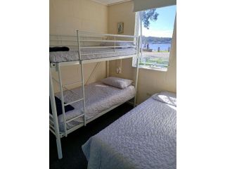 Fishpen Holiday Apartments Guest house, Merimbula - 5