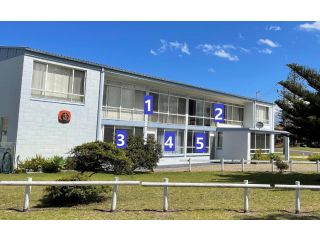 Fishpen Holiday Apartments Guest house, Merimbula - 2