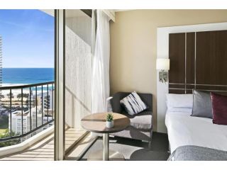 Hotel-style Room With Ocean Views by Vaun Apartment, Gold Coast - 1