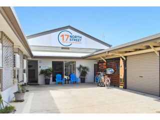 17 North Street Budget Accommodation Hotel, Caloundra - 2