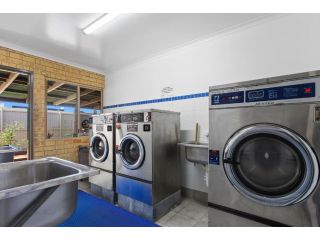 17 North Street Budget Accommodation Hotel, Caloundra - 3