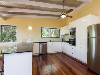19a George Nothling Drive Guest house, Point Lookout - 5