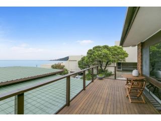 1at Fifty Nine Apartment, Lorne - 2
