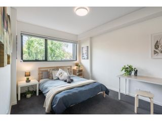 1BR and Study Apt in Homebush Sleeps 5 Apartment, Sydney - 2
