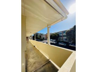 1BR at Moseley st Glenelg 30 Apartment, Glenelg - 4