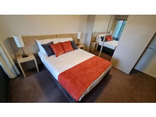 1BR Executive Apartment in City Centre Apartment, Canberra - 5