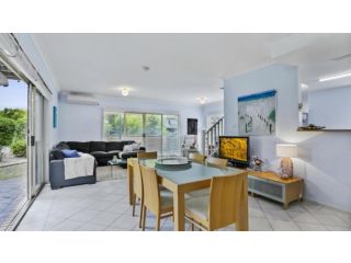 2 - 2 Cooloon St, Hawks Nest Guest house, Hawks Nest - 2