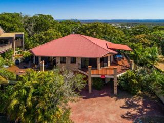 2/80 Cooloola Drive - Comfortable and cosy unit enjoying ocean views and views to Fraser Island Guest house, Rainbow Beach - 4