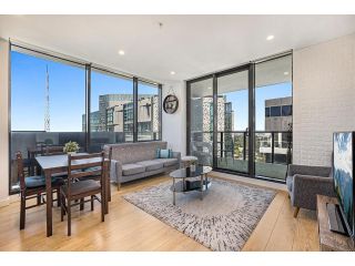 2-Bed Unit With Balcony Near Southbank Restaurants Apartment, Melbourne - 2