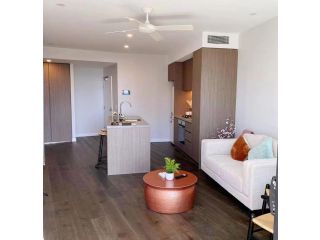 2 Bedroom Luxurious Family Residence with Ocean View in Broadbeach Gold Coast next to Casino and Pacific Fair GC22 VR Apartment, Gold Coast - 4