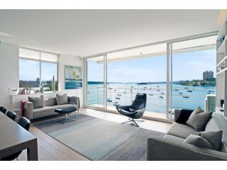 Bay View 2 Bedroom Apartment Apartment, Sydney - 2