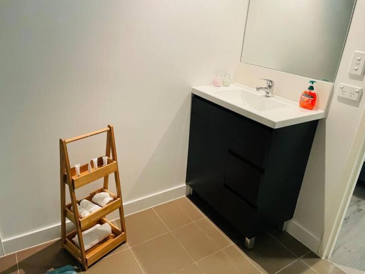 2 bedroom apartment with swimming pool. Apartment, Liverpool - imaginea 5