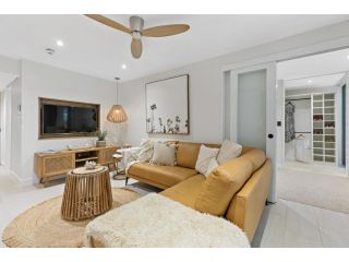 2 Bedroom at Drift 4103 Apartment, Palm Cove - 1