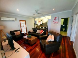 2 bedroom cottage Guest house, Townsville - 1