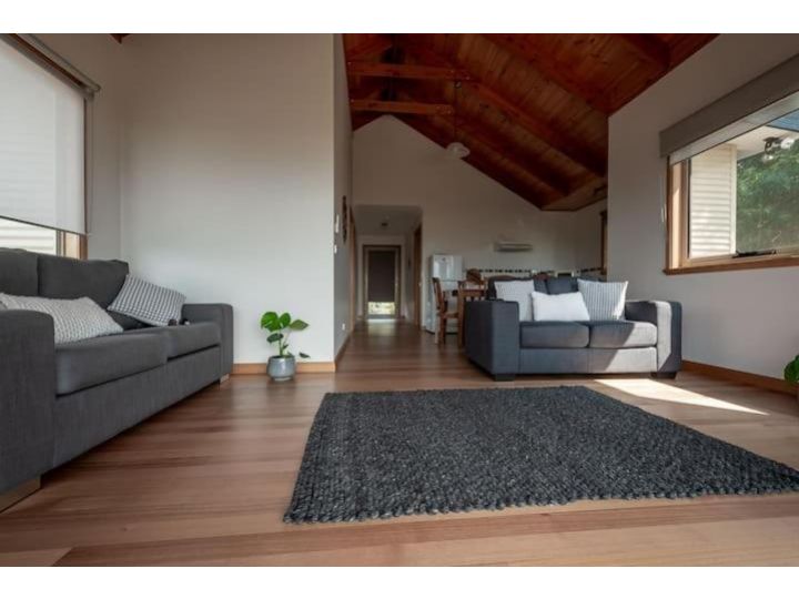 2 Bedroom Private Cabin in Garden Estate Apartment, Tasmania - imaginea 1