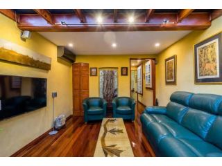 2 Bed Renovated Terrace - Erskinville Guest house, Sydney - 4
