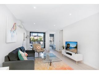 â˜† Heart of St Kilda â˜† Infinity Pool+Parking+WIFI Apartment, Melbourne - 1