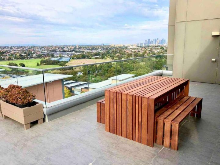 2 Bed 2 Bathroom Penthouse With Amazing Balcony & City Views - Across From Highpoint Apartment, Maribyrnong - imaginea 8