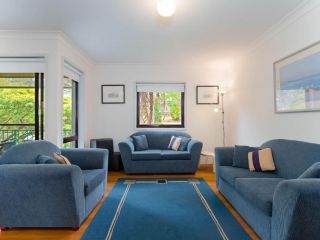 2 'Carindale', 19-23 Dowling Street - pool, tennis court, close to town Apartment, Nelson Bay - 1
